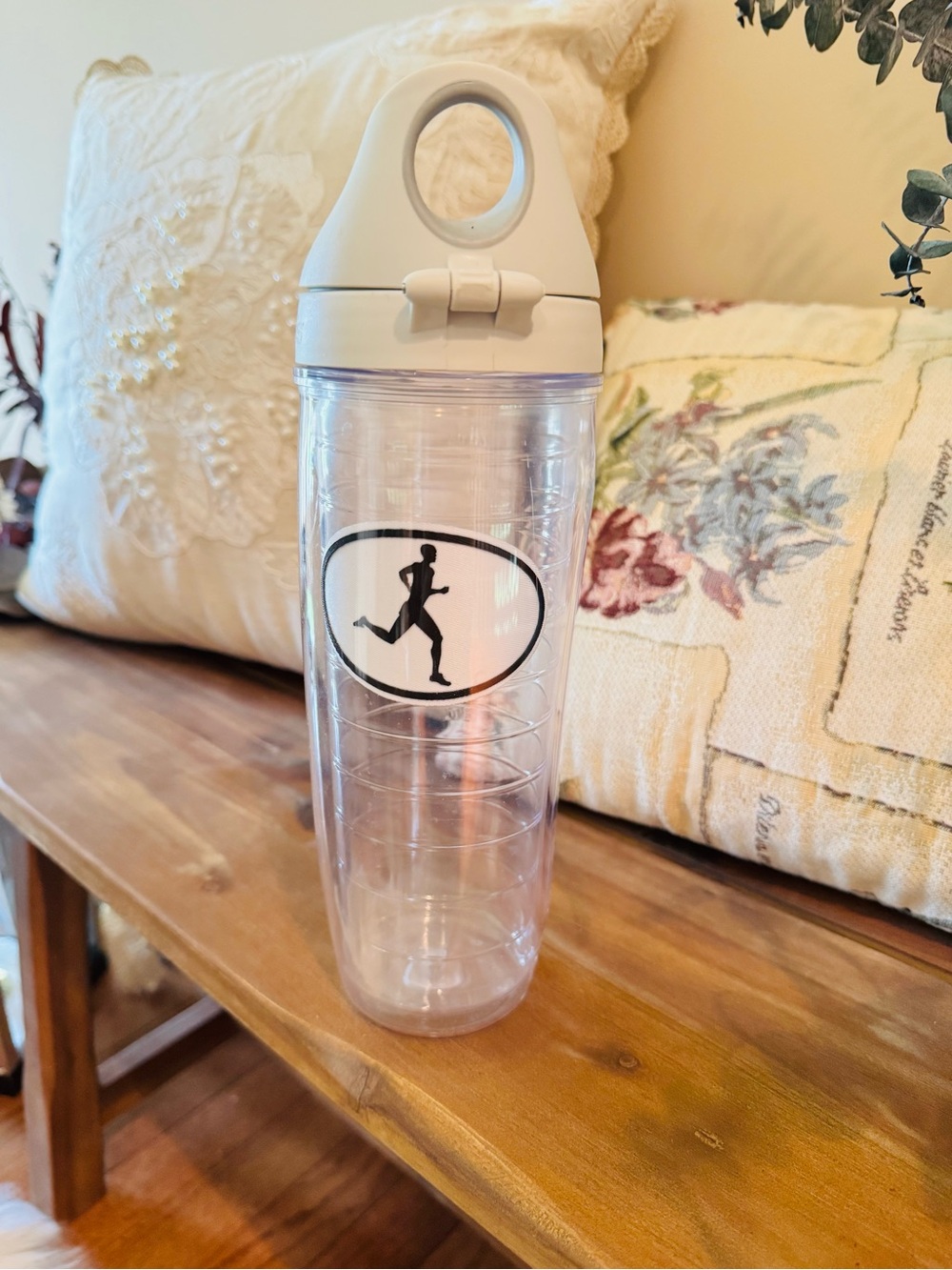 Tervis 24 oz Classic Legacy Water Bottle with Runner Patch Design